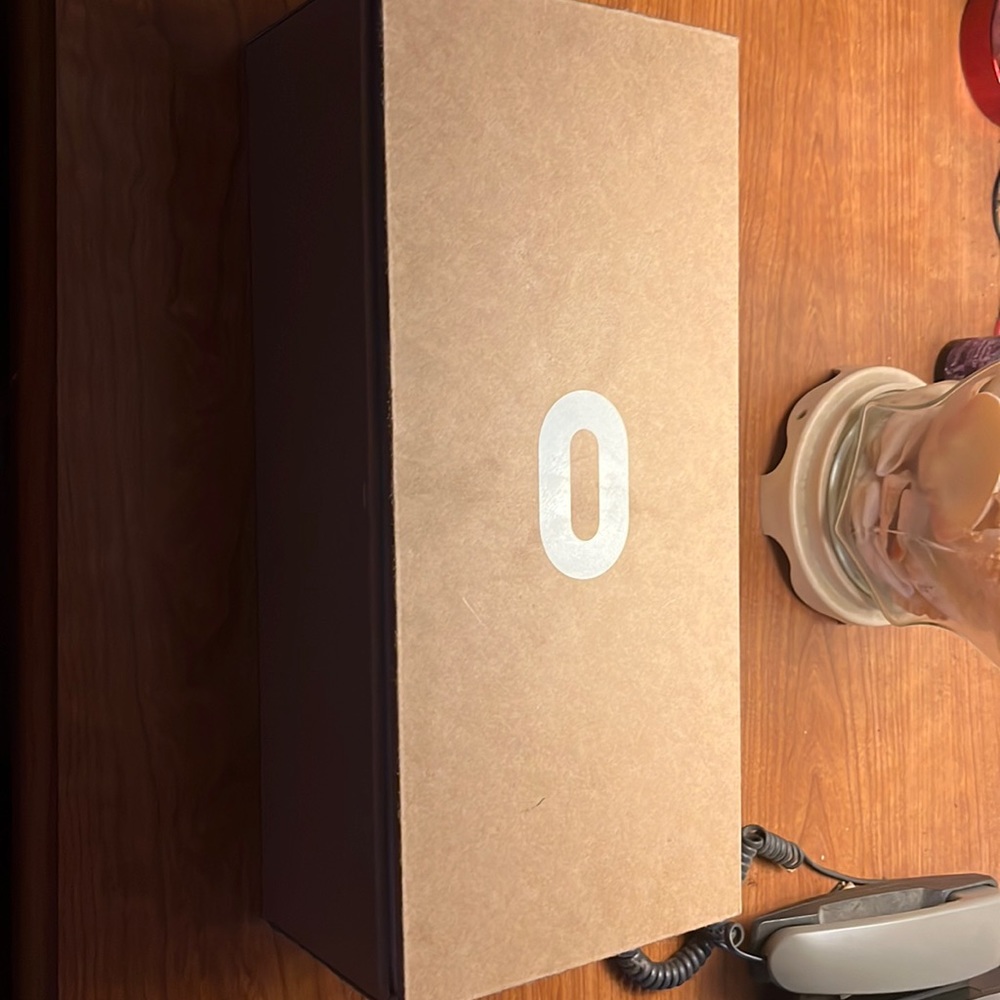 I am selling a oculus quest 2 the brand for this oculus